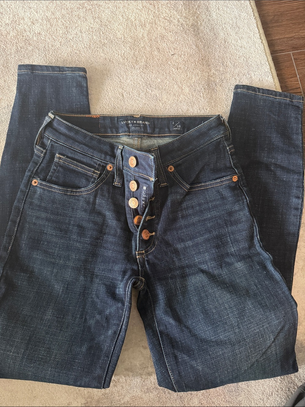 Lucky Brand women’s  Dark Blue Button-Fly Jeans